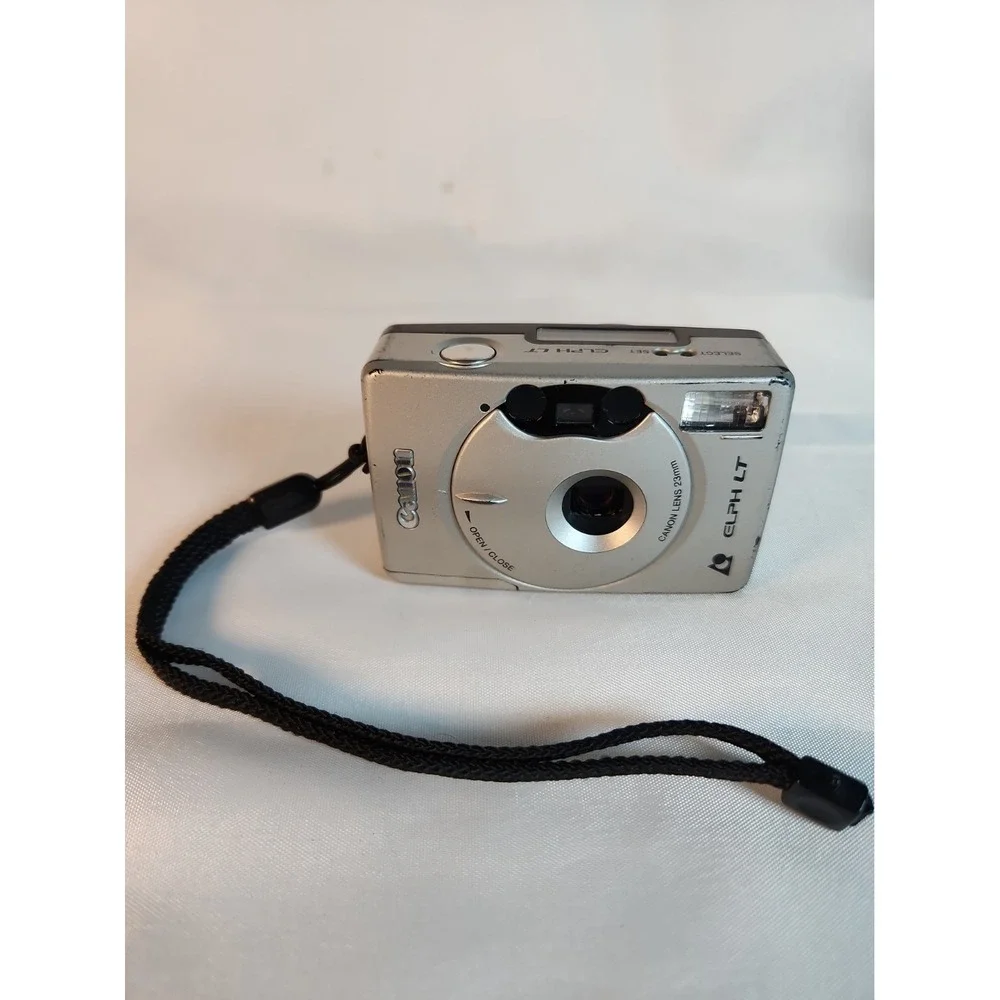 Vintage Canon Elph LT APS Camera Built-in Flash Autofocus Point/Shoot 23mm Lens